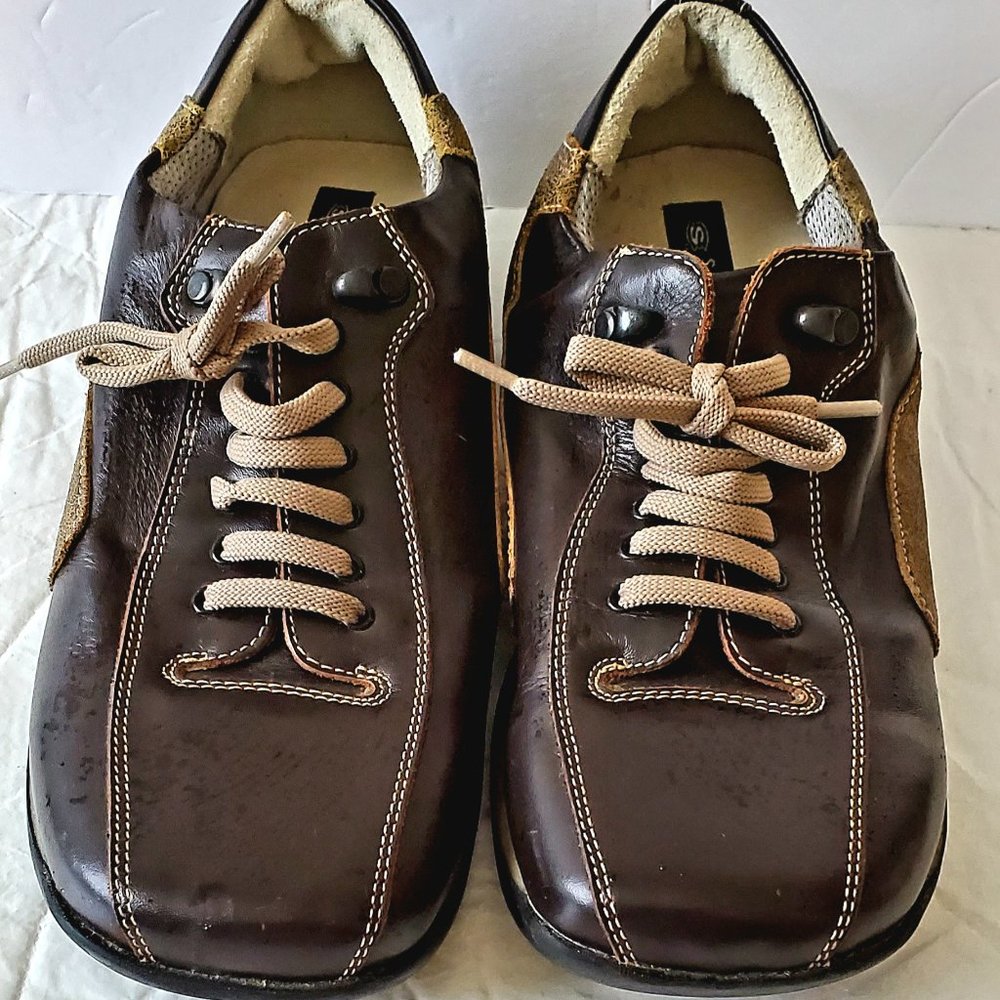 Sketchers Dark Brown with Tan on Sides
